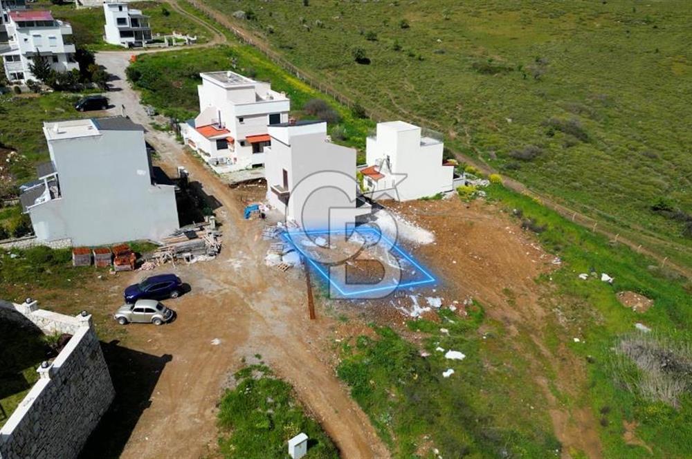 Seferihisar Düzce'de Satılık 5.5M TL Villa İmarlı Arsa