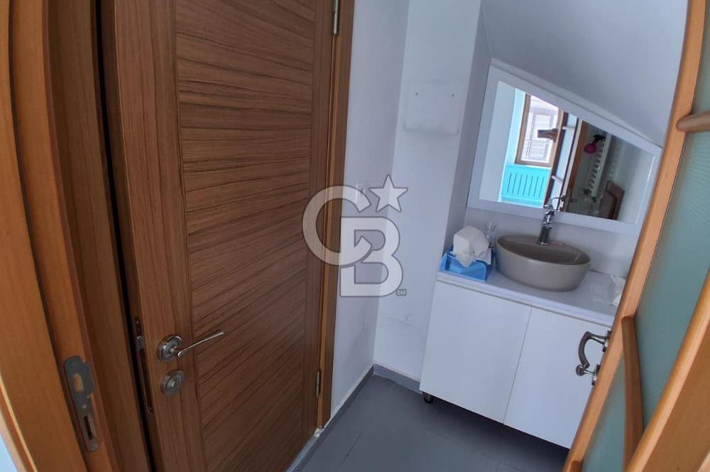 Pendik Batı mah satılık 2+1 iş hanı katı 75 m2 net iskanlı ofis