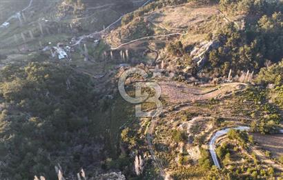Karabağlar Kavacık'ta konut + ticari yapı kayıt belgeli satılık bağ