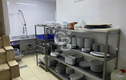 Kadıköy'de Devren Restoran: Otopark Bağlantılı, 450m²