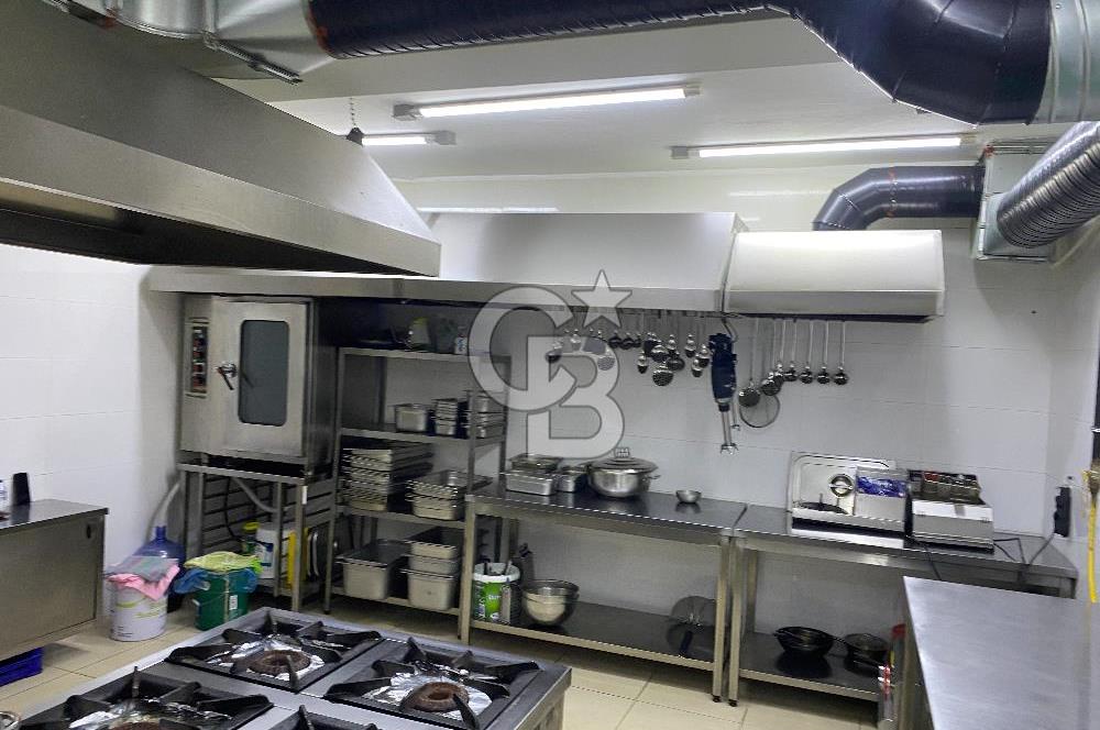 Kadıköy'de Devren Restoran: Otopark Bağlantılı, 450m²