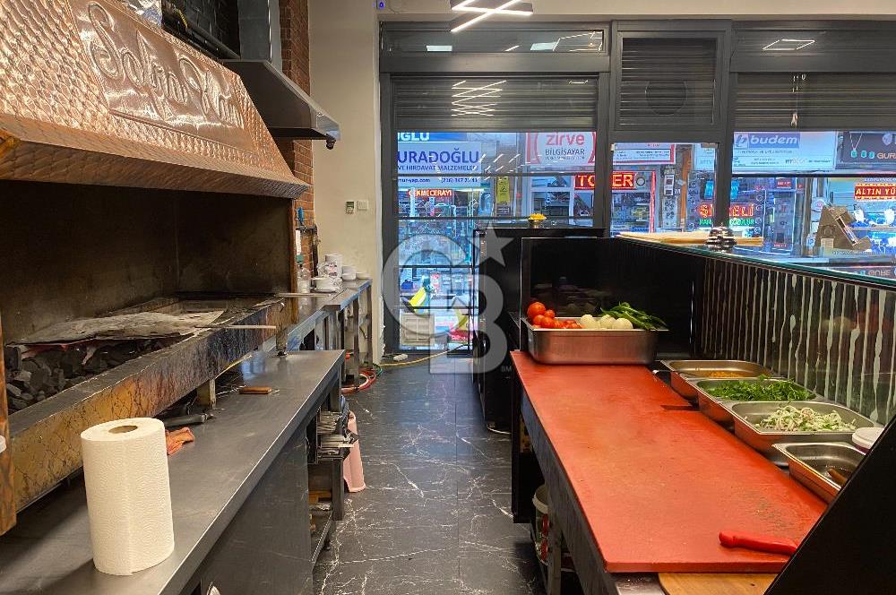 Kadıköy'de Devren Restoran: Otopark Bağlantılı, 450m²