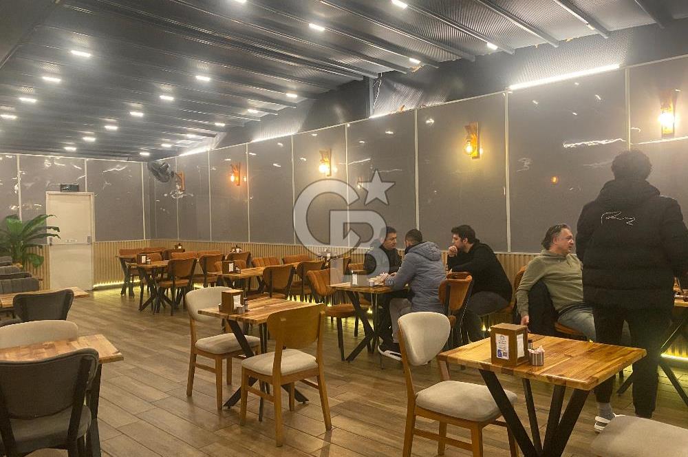 Kadıköy'de Devren Restoran: Otopark Bağlantılı, 450m²