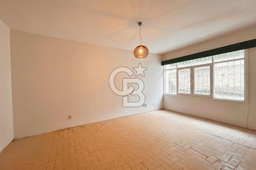 MODA ŞİFA SOKAKTA BAHÇE KATI 2+1