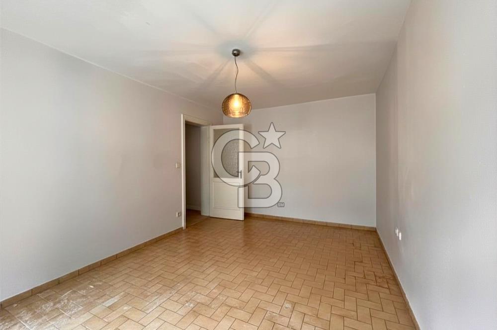 MODA ŞİFA SOKAKTA BAHÇE KATI 2+1