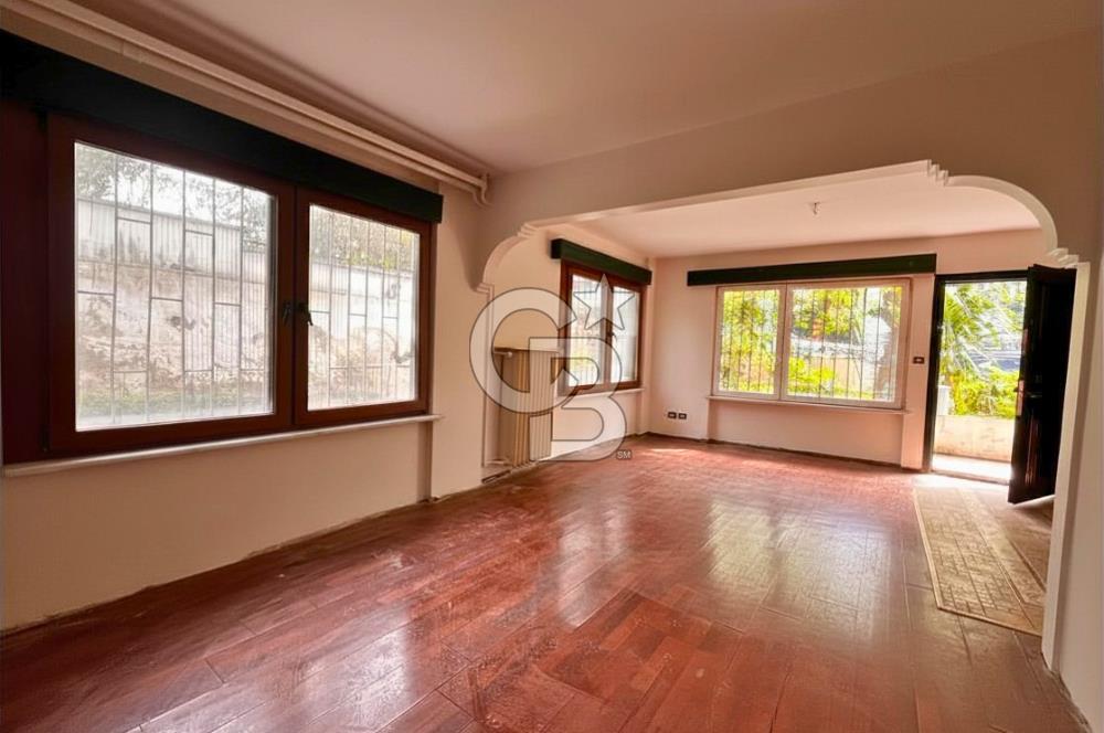 MODA ŞİFA SOKAKTA BAHÇE KATI 2+1