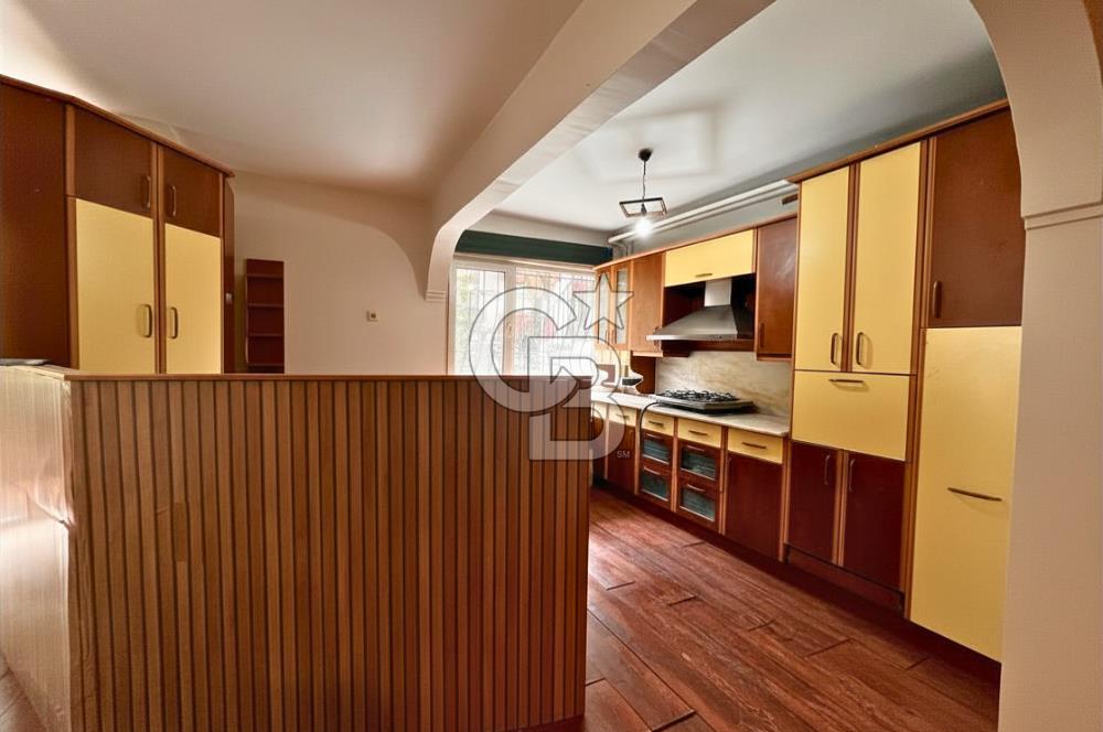 MODA ŞİFA SOKAKTA BAHÇE KATI 2+1