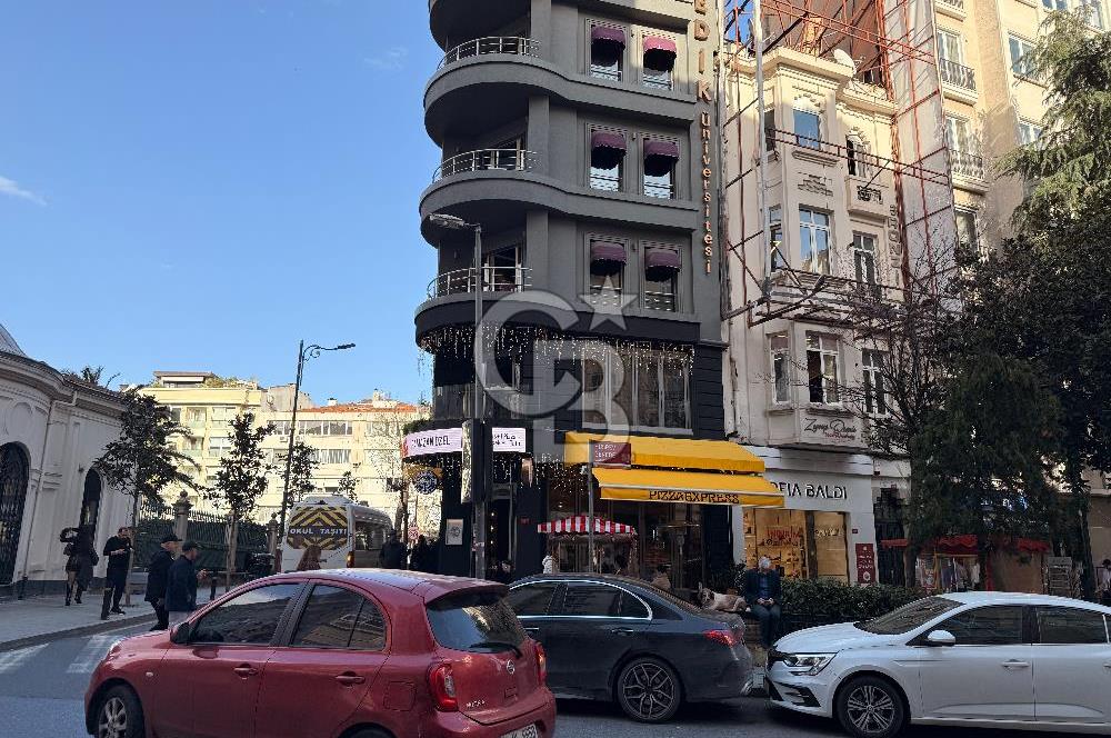 Nişantaşı Teşvikiye'de Devren Lüks Güzellik Merkezi