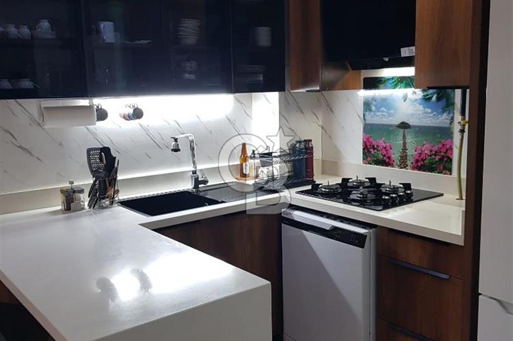 Bornova Doğanlar'da Satılık Modern 1+1 Doğalgazlı Daire