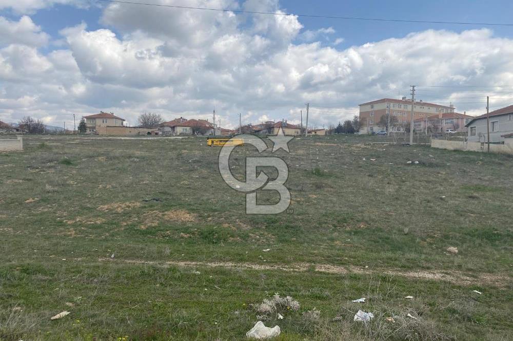 KIRŞEHİR BAHÇELİEVLER CADDE CEPHELİ İMARLI 514 M2 SATILIK ARSA