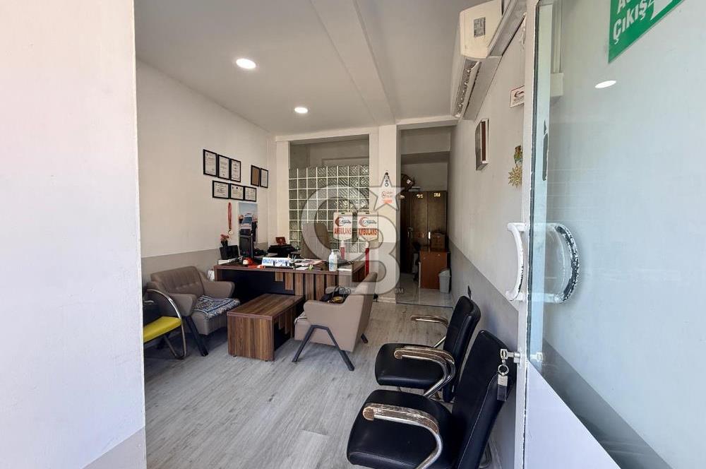 Balçova'da Merkezi Konumda Satılık 32m² Dükkan