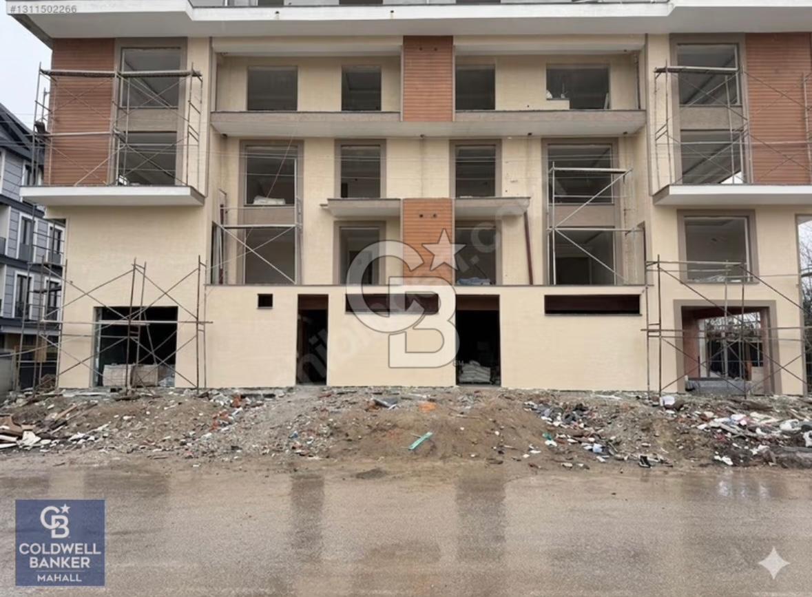 Başiskele Yuvacık Ayrı Mutfaklı 2 Banyolu Ara Kat Fırsat Daire