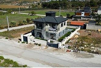 Seferihisar'da Satılık 3+1 Havuzlu Müstakil Villa - 5 - 344867