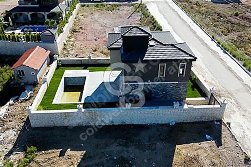 Seferihisar'da Satılık 3+1 Havuzlu Müstakil Villa
