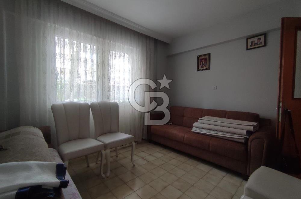 Ayvalık 150 Evler'de Merkezi Konumda Satılık Doğalgazlı Daire 