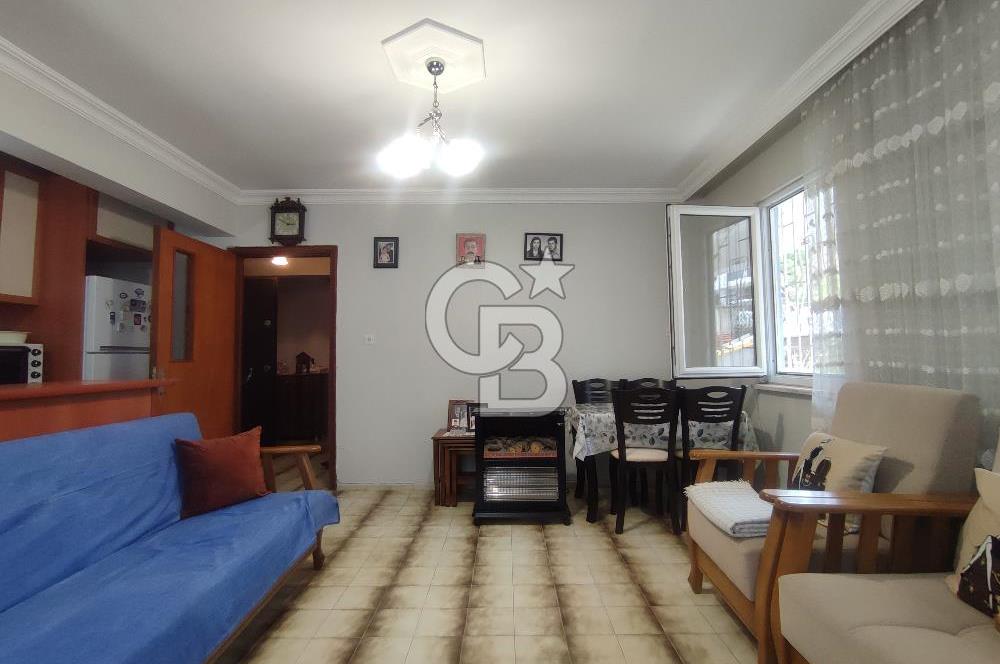 Ayvalık 150 Evler'de Merkezi Konumda Satılık Doğalgazlı Daire 