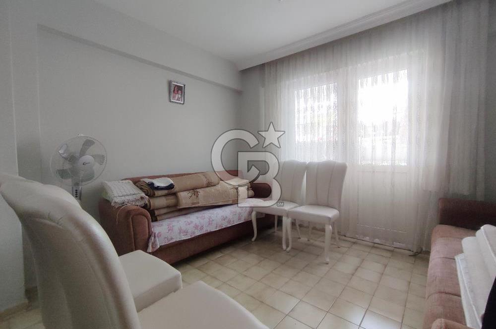 Ayvalık 150 Evler'de Merkezi Konumda Satılık Doğalgazlı Daire 