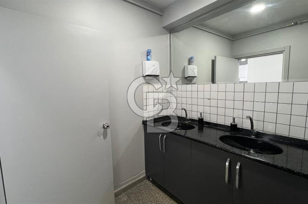 MALTEPE GÜLSUYU E5 YANYOLDA DEVREN KİRALIK TABELA DEĞERİ YÜKSEK