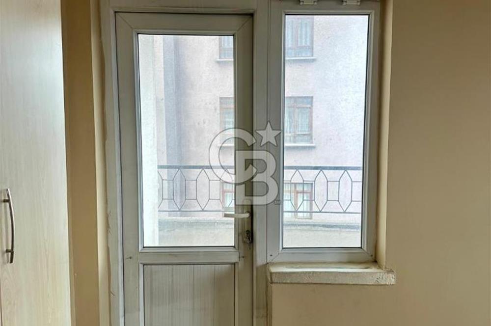 ALTINDAĞ ZÜBEYDE HANIMDA 3+1 GENİŞ VE KULLANIŞLI KİRALIK DAİRE