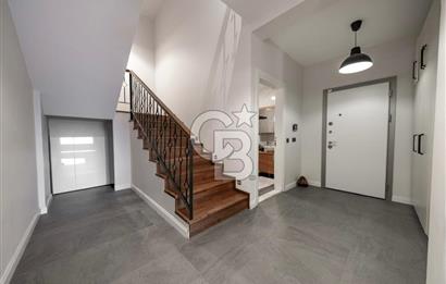 Urla Kuşçular'da 621m2 Arsa İçinde 4+1 Havuzlu Villa