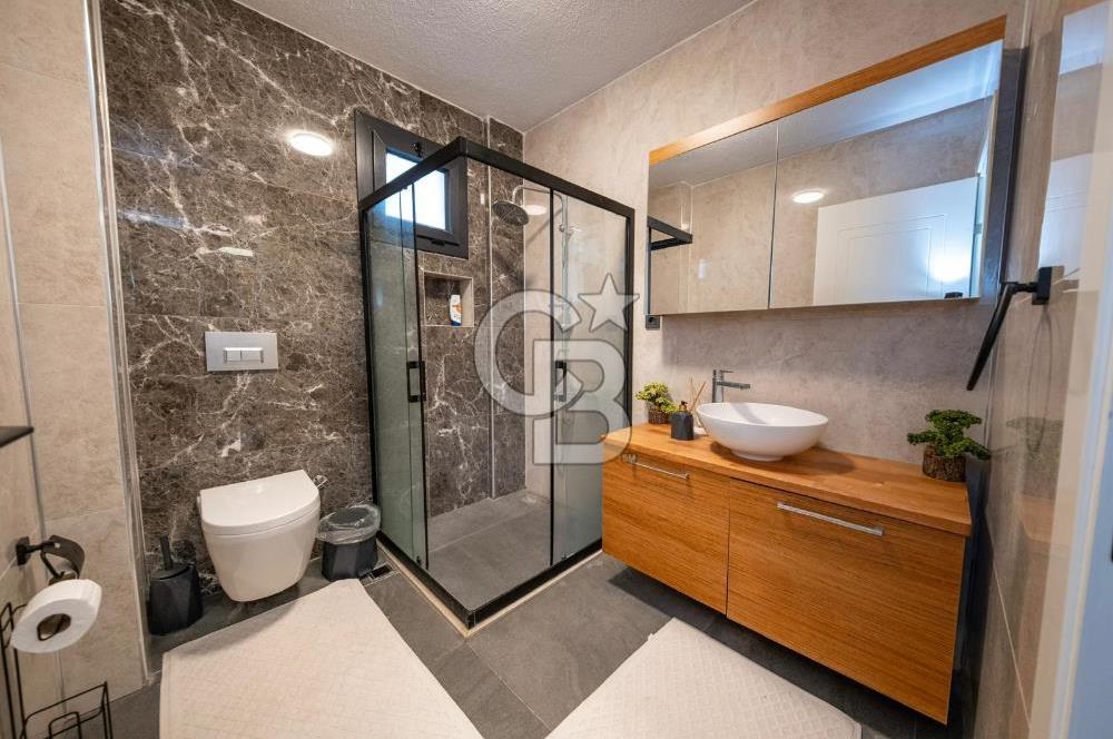 Urla Kuşçular'da 621m2 Arsa İçinde 4+1 Havuzlu Villa