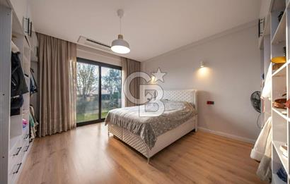 Urla Kuşçular'da 621m2 Arsa İçinde 4+1 Havuzlu Villa