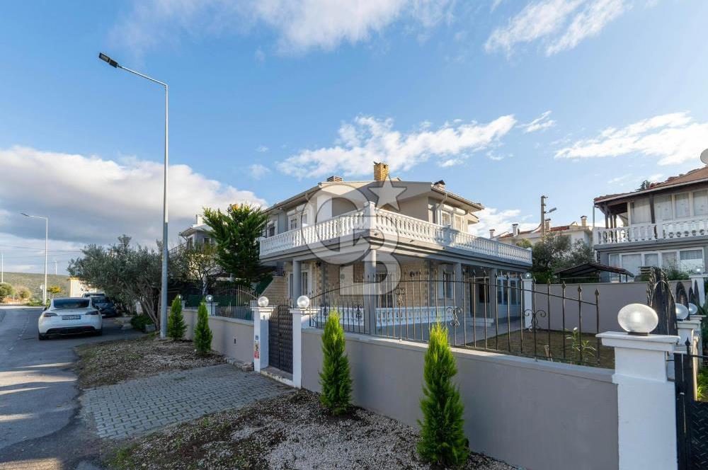 ÇEŞME ALAÇATI'DA YENİLENMİŞ, MASRAFSIZ, 3+1 VİLLA