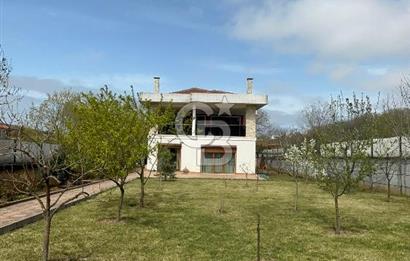 CB'DEN ŞİLE'DE 1100 M² ARSA ÜZERİNDE ORMAN MANZARALI LÜKS VİLLA