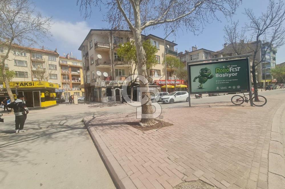 MUHACİR PAZARINDA TAM MERKEZDESİNİZ 90 M2 KİRALIK DÜKKAN