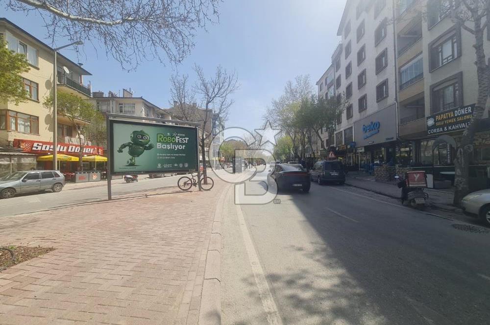 MUHACİR PAZARINDA TAM MERKEZDESİNİZ 90 M2 KİRALIK DÜKKAN