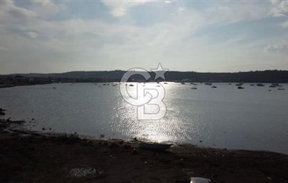 Seferihisar Sığacık da Denize Sıfır Günübirlik Turizm Tesis Alan