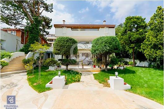 BÜYÜKADA DA SATILIK YALI