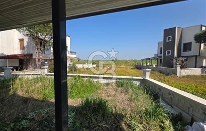 Ayvalık Altınova Altınköy de Sıfır 3+1 Bahçeli Tripleks Villa