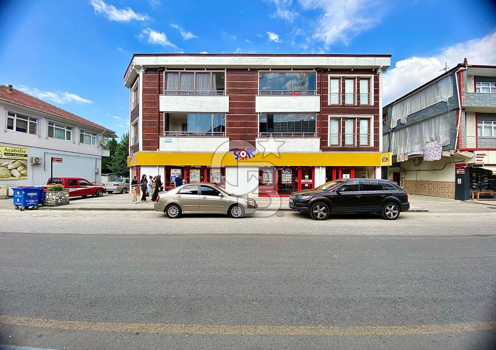 GÖLYAKA MERKEZ'DE KURUMSAL KİRACILI 277 m² SATILIK İŞYERİ