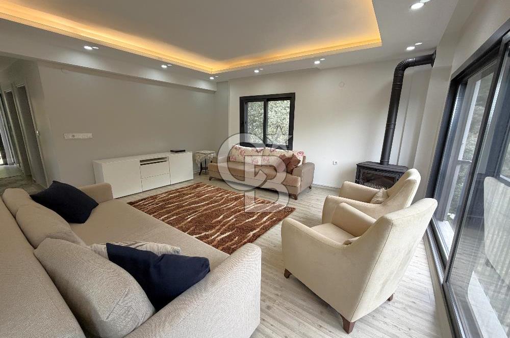 KEMALPAŞA DEREKÖY’DE SATILIK TRİPLEKS ÖZEL TASARIMLI VİLLA