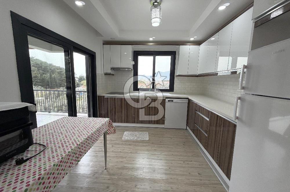 KEMALPAŞA DEREKÖY’DE SATILIK TRİPLEKS ÖZEL TASARIMLI VİLLA