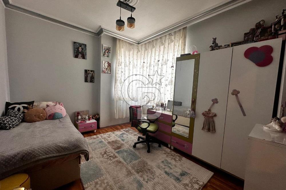 Emek Mahallesinde Site içi Satılık 3+1