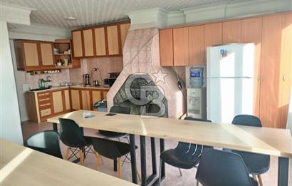 YENİ BAĞDAT CADDESİ ÜZERİNDE KOMPLE YADA KAT KAT KİRALIK BİNA