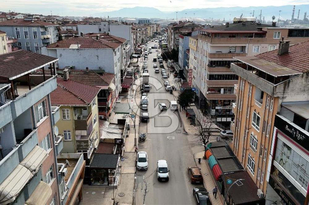 KÖRFEZ YARIMCA MİMAR SİNAN CADDESİNDE DEVREN KİRALIK İŞ YERİ