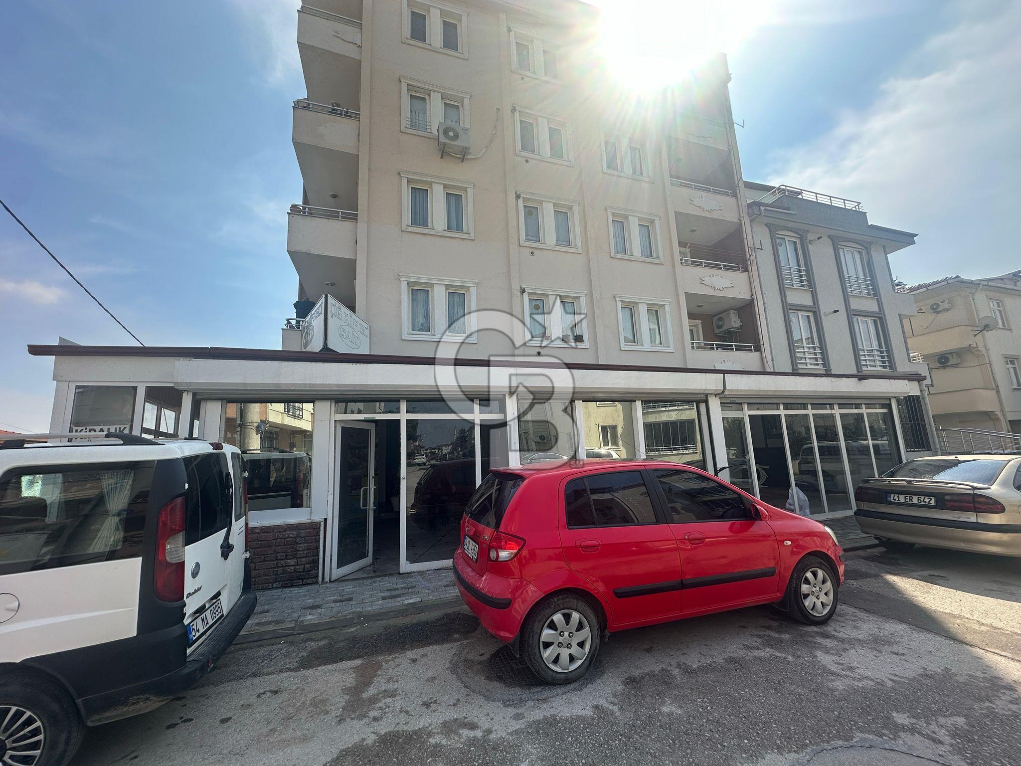 60 EVLER YAVUZSULTAN MAHALLESİN'DE KİRALIK DÜKKAN..