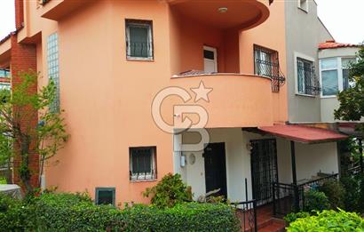 MARMARİS'TE ŞEHRİN MERKEZİNDE 4+1 UYGUN FİYATLI SATILIK VİLLA