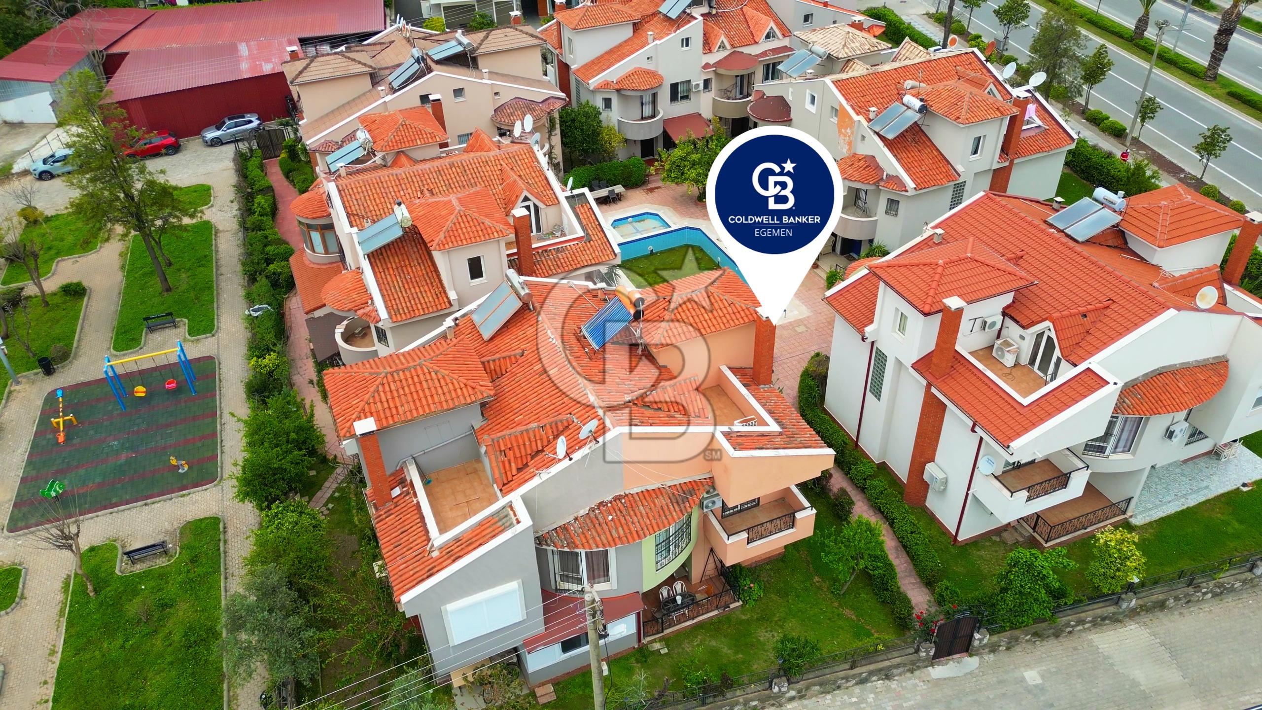 MARMARİS'TE ŞEHRİN MERKEZİNDE 4+1 UYGUN FİYATLI SATILIK VİLLA