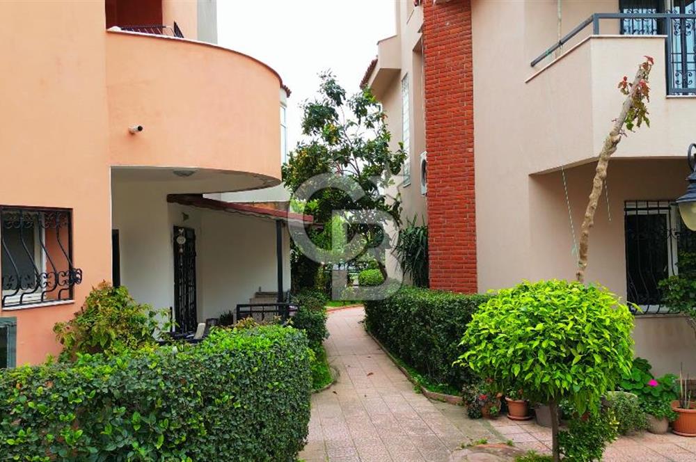 MARMARİS'TE ŞEHRİN MERKEZİNDE 4+1 UYGUN FİYATLI SATILIK VİLLA