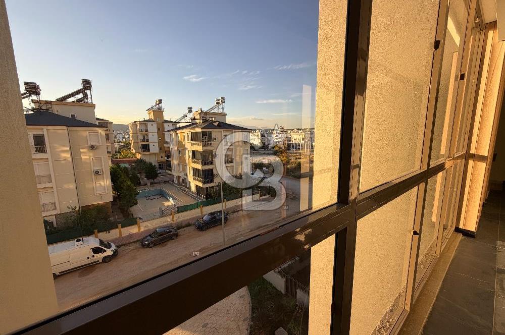 Aydemir Suitte Çift Klimalı Havuzlu ve Sosyal Donatılı Lüks 1+1