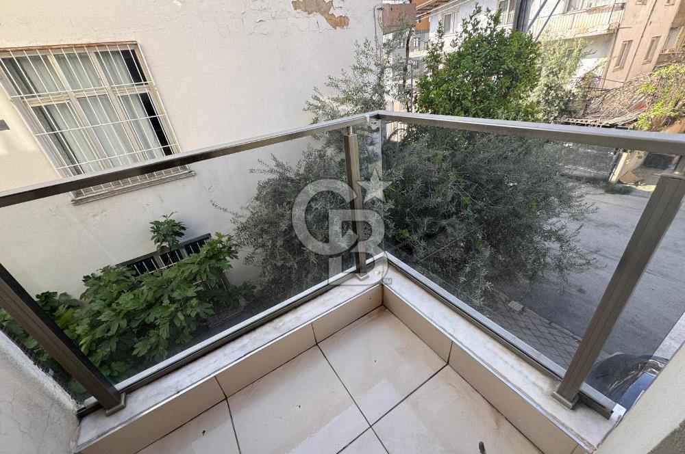 KARŞIYAKA ŞEMİKLER, K.MUTFAK, 2 BANYO, 3 CEPHE, KİRALIK 2+1 DAİRE