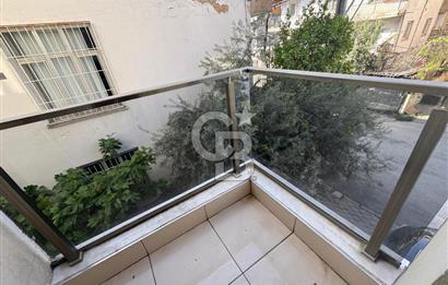 KARŞIYAKA ŞEMİKLER, K.MUTFAK, 2 BANYO, 3 CEPHE, KİRALIK 2+1 DAİRE