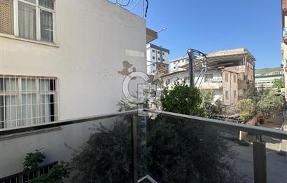 KARŞIYAKA ŞEMİKLER, K.MUTFAK, 2 BANYO, 3 CEPHE, KİRALIK 2+1 DAİRE