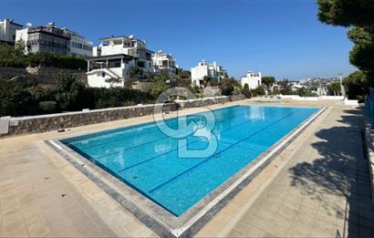 Bodrum Gündoğanda Havuzlu Site içinde 230 M2 4+2 Satılık Villa