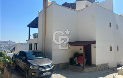 Bodrum Gündoğanda Havuzlu Site içinde 230 M2 4+2 Satılık Villa
