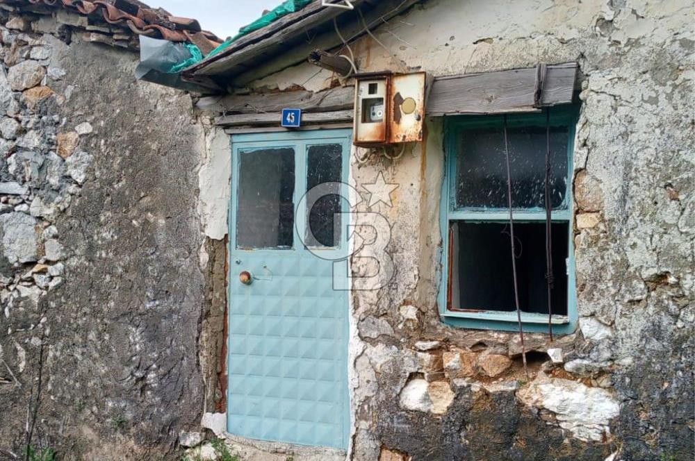 BURHANİYE SARILAR & DAMLALI MAHALLESİNDE KÖY İÇİ TAŞ EV VE ARSA